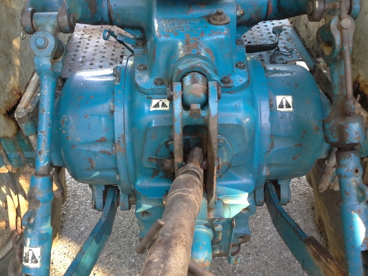 ขายฟอดร์ 6610สองเพาคาราโร่ปัมกลมไอดีโตสภาพเดิม ผานหนัาหางสามพร้อมเล่มทะเบียน