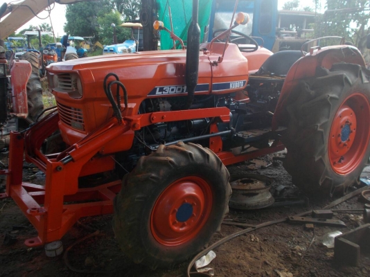 จัดโปรแรงๆ?? Kubota L3001 30แรง พร้อมใช้งาน ตัวรถ66,000 ตัวรถ+ใบดัน 82,000