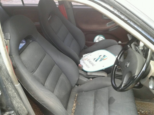 ขายซากรถนิสสันb13 มีแก๊ส เครื่องติด เล่มหาไม่เจอ ถูก ๆ