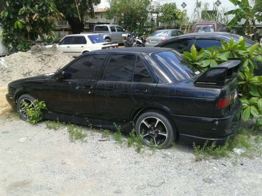 ขายซากรถนิสสันb13 มีแก๊ส เครื่องติด เล่มหาไม่เจอ ถูก ๆ