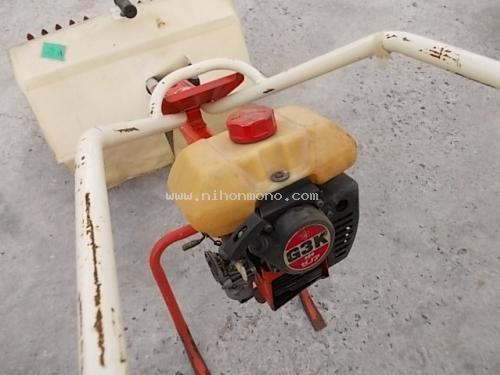 NEW!! เครื่องกำจัดวัชพืชในร่องข้าว  MARUYAMA  MA3 รหัสสินค้า : 80803132 Line ID: nihonmono หรือเพิ่มเติมไดที่ www.nihonmono.com