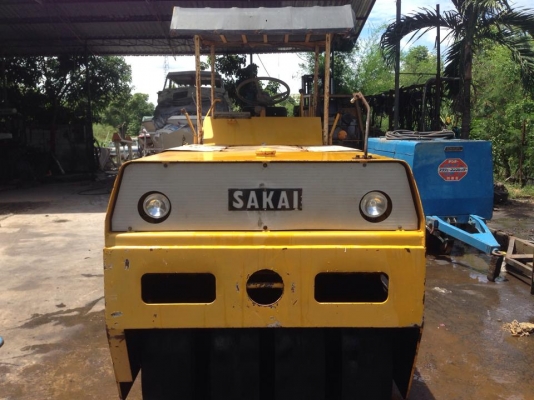 ขายรถบดล้อยางสภาพพร้อมใช้งานครับ ไม่ต้องทำอะไรอีก ขาย 85000 บาท