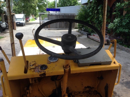 ขายรถบดล้อยางสภาพพร้อมใช้งานครับ ไม่ต้องทำอะไรอีก ขาย 85000 บาท