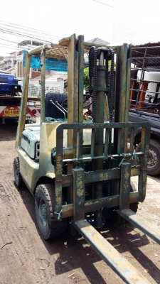 ขายรถโฟคร์ลิฟ1.5ตันโตโยต้าพร้อมใช้ขับได้เบนซินครับยกได้3เมตรโครตจะถูกสนใจ0892224259