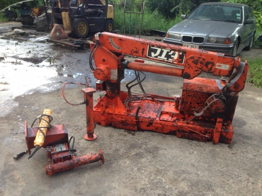 ขายเครน1ตัน พร้อมรีโมท 3ปลอก เก่าเชียงกง ขาย 42000 บาท