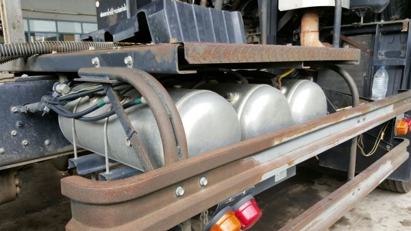 รถอีซูซุ 10 ล้อ  หัวลาก GXZ 360 แรงม้า. ปี 52. ( ขายแม่ , ลูก )     สนใจติดต่อ  081 - 6079515