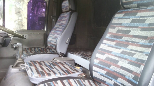 ขาย Hino FD 195 เเรง ยาว5.5เมตร รถสวยพร้อมใช้ครับ