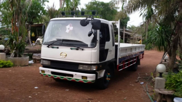 ขาย Hino FD 195 เเรง ยาว5.5เมตร รถสวยพร้อมใช้ครับ
