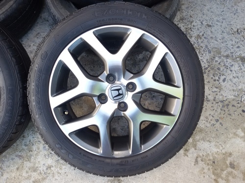 ขายล้อ HONDA NEW CITY 16 พร้อมยางปี 13 4 ล้อ ขายล้อ HONDA NEW CITY 16 พร้อมยางปี 13 4 ล้อ