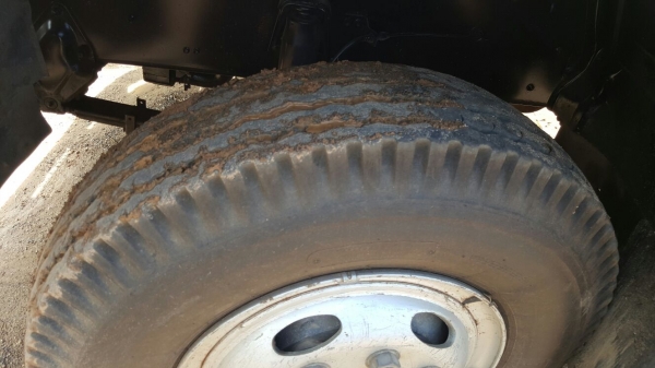 รถอีซุซุ 10 ล้อดั้ม FXZ 270 แรงม้า ปี 49.    สนใจติดต่อ  081 - 6079515