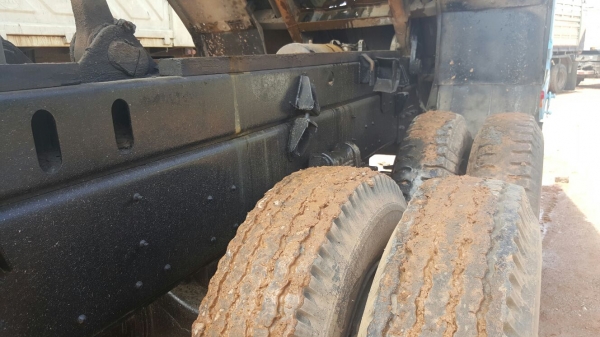 รถอีซุซุ 10 ล้อดั้ม FXZ 270 แรงม้า ปี 49.    สนใจติดต่อ  081 - 6079515