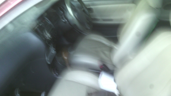 ขายรถเก๋งโตโยต้า3ห่วง  เล่มพร้อมโอนรถพร้อมใช้แอร์เย็นสีสวยราคาต่อรองได้