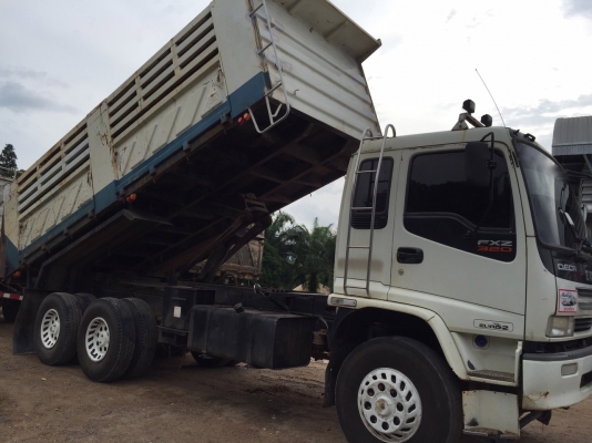 รถอีซูซุ 10 ล้อดั้ม FXZ  320 แรงม้า. ปี 51.  ( ขาย แม่ , ลูก )   สนใจติดต่อ  081 - 6079515