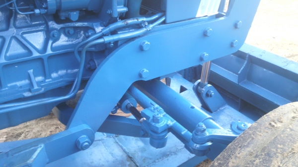 ขายรถไถฟอรด์6610  เพลาเดียว รุ่น3ปั๊มกลม   ไอดีโต  หัวฉีดเตี้ย  แท้ สวยพร้อมใช้งานมีทะเบียน 0810076640