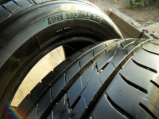 ยางขอบ15 บริดสโตน175-65-R15 ลงพื้นปลายปี13 (4เส้น 2,700บ)น้องๆยางใหม่ ยางขอบ15 บริดสโตน175-65-R15 ลงพื้นปลายปี13 (4เส้น 2,700บ)น้องๆยางใหม่