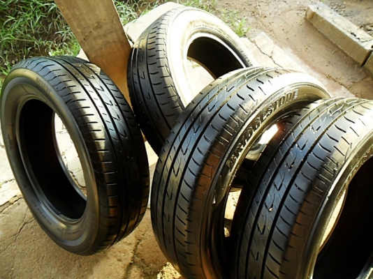 ยางขอบ15 บริดสโตน175-65-R15 ลงพื้นปลายปี13 (4เส้น 2,700บ)น้องๆยางใหม่ ยางขอบ15 บริดสโตน175-65-R15 ลงพื้นปลายปี13 (4เส้น 2,700บ)น้องๆยางใหม่