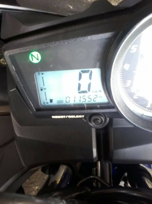 ขาย Yamaha R 15 ปี 57 สภาพดี เล่มพร้อมโอน ขาย Yamaha R 15 ปี 57 สภาพดี เล่มพร้อมโอน