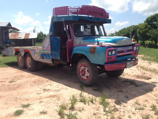 ขายรถอีซูซุ 10ล้อ หัวยาวเทเลอร์ท้ายลาด  มีภาพวีดีโอ ( ราคา 288,000 บาท )  เครื่อง 6BB1-145 แรงม้า รถสภาพพร้อมใช้งาน ทะเบียนพร้อมโอน  โทร 081-9972972 089-8451778