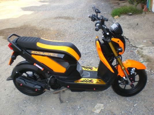 Honda ZOOMER X 2015 จดทะเบียน เมษายน 2558