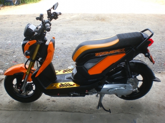 Honda ZOOMER X 2015 จดทะเบียน เมษายน 2558