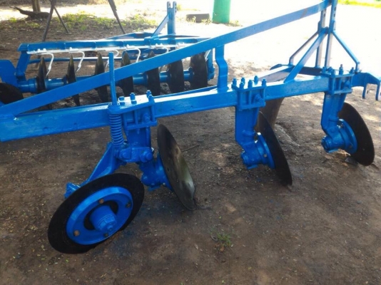 ผาน 3 โครงสี่ยี่ห้อ PT