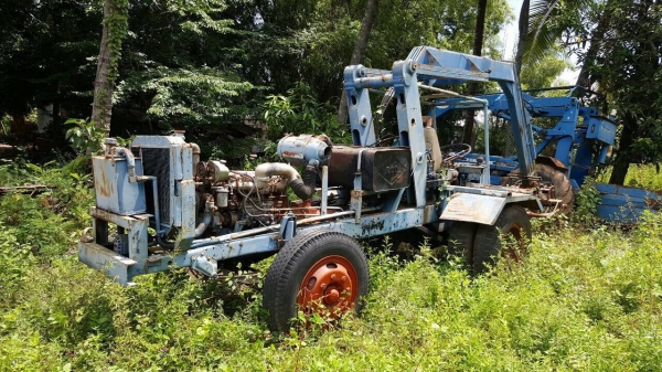 ขาย รถคีบอ้อย 6 ล้อประกอบ สภาพใช้งานได้ดี ใช้คีบอ้อยอยู่ทุกปี เครื่อง EH700 168 แรงม้า ปั้มดี ยางดี ตัวคีบแข็งแรง ราคาคุยกันได้ครับ ขาย รถคีบอ้อย 6 ล้อประกอบ สภาพใช้งานได้ดี ใช้คีบอ้อยอยู่ทุกปี เครื่อง EH700 168 แรงม้า ปั้มดี ยางดี ตัวคีบแข็งแรง ราคาคุยกันได้ครับ