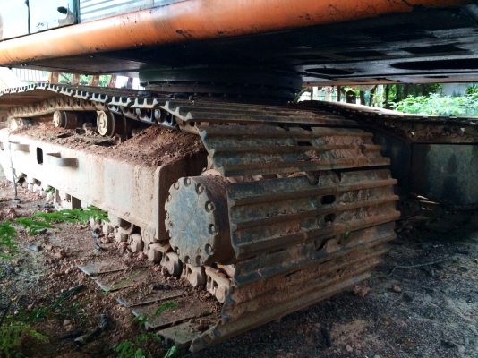 ขายด่วน  รถแบคโฮ HITACHI EX 200- 3  สภาพดีมากเดิมๆ  พร้อมใช้งาน  เอกสารชุดจดทะเบียน