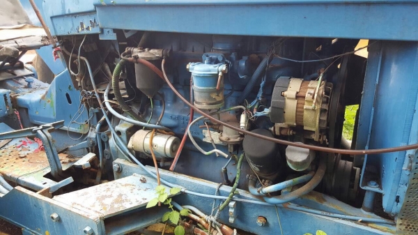 ขายตามสภาพ รถไถ JOHN DEERE รุ่นเก่า เครื่องสตาร์ทติดใช้งานได้ อุปกรณ์มีผานดันหน้า กับผาน 7 จอดไว้นานยางแบนหมดแล้วครับ ราคาต่อรองได้นิดหน่อย ขายตามสภาพ รถไถ JOHN DEERE รุ่นเก่า เครื่องสตาร์ทติดใช้งานได้ อุปกรณ์มีผานดันหน้า กับผาน 7 จอดไว้นานยางแบนหมดแล้วครับ ราคาต่อรองได้นิดหน่อย