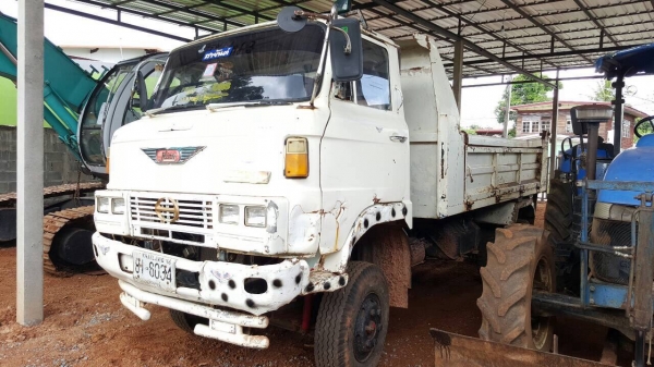 ขาย 6 ล้อดั้ม HINO KM310 วางเครื่อง 117 แรงม้า คัสซีสวยตลอดเส้น เฟืองท้าย F พวงมาลัยพาวเวอร์ ทะเบียนเต็มพร้อมโอน