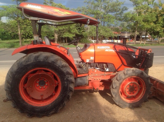 คูโบต้าM7040 พร้อมอุปกรณ์ คูโบต้าM7040 พร้อมอุปกรณ์