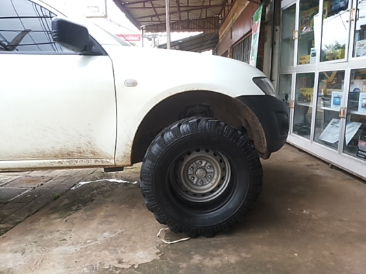 ยาง31×10.5×16 คิงคอบบ้า by โอตานิ ยาง31×10.5×16 คิงคอบบ้า by โอตานิ