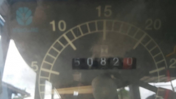 ขายรถไถ New Holland TD95D เอกสารเล่มทะเบียนครบ อุปกรณ์มีผานดันหน้า และผาน 6 ราคาต่อรองได้ครับ ขายรถไถ New Holland TD95D เอกสารเล่มทะเบียนครบ อุปกรณ์มีผานดันหน้า และผาน 6 ราคาต่อรองได้ครับ