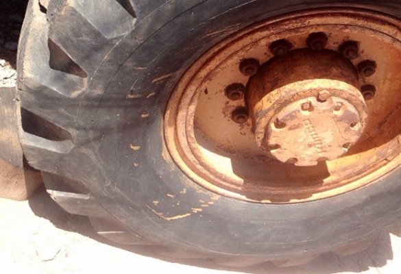 **305,000 บ.ต่อรอง/// รถตักล้อยาง JH30 เอวแข็ง **ขาย KOMATSU JH30B รถตักล้อยาง เอวแข็ง ยอดนิยม WHEEL LOADER KOMATSU JH30B รถตักล้อยาง เอวแข็ง ต่อแขน ขยายบุ้งกี๋ เรียบร้อย ตัก1-1.5คิว เครื่องเดิม ปั้มเดิม เกียร์ท็อร์ค เครื่อง DA220-4สูบ แน่นดี แรง ปั้มดี แ **305,000 บ.ต่อรอง/// รถตักล้อยาง JH30 เอวแข็ง **ขาย KOMATSU JH30B รถตักล้อยาง เอวแข็ง ยอดนิยม WHEEL LOADER KOMATSU JH30B รถตักล้อยาง เอวแข็ง ต่อแขน ขยายบุ้งกี๋ เรียบร้อย ตัก1-1.5คิว เครื่องเดิม ปั้มเดิม เกียร์ท็อร์ค เครื่อง DA220-4สูบ แน่นดี แรง ปั้มดี แ