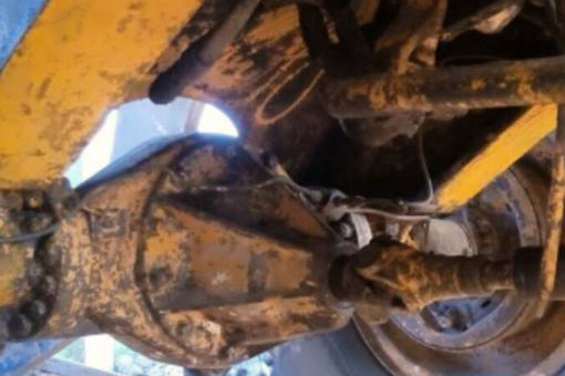 **305,000 บ.ต่อรอง/// รถตักล้อยาง JH30 เอวแข็ง **ขาย KOMATSU JH30B รถตักล้อยาง เอวแข็ง ยอดนิยม WHEEL LOADER KOMATSU JH30B รถตักล้อยาง เอวแข็ง ต่อแขน ขยายบุ้งกี๋ เรียบร้อย ตัก1-1.5คิว เครื่องเดิม ปั้มเดิม เกียร์ท็อร์ค เครื่อง DA220-4สูบ แน่นดี แรง ปั้มดี แ **305,000 บ.ต่อรอง/// รถตักล้อยาง JH30 เอวแข็ง **ขาย KOMATSU JH30B รถตักล้อยาง เอวแข็ง ยอดนิยม WHEEL LOADER KOMATSU JH30B รถตักล้อยาง เอวแข็ง ต่อแขน ขยายบุ้งกี๋ เรียบร้อย ตัก1-1.5คิว เครื่องเดิม ปั้มเดิม เกียร์ท็อร์ค เครื่อง DA220-4สูบ แน่นดี แรง ปั้มดี แ