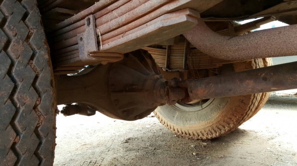 ขาย 6 ล้อ ISUZU เครื่อง 4BC2 100 แรงม้า คัสซีสวยตลอดเส้น คอกเหล็กพร้อมบรรทุก ทะเบียนพร้อมโอน