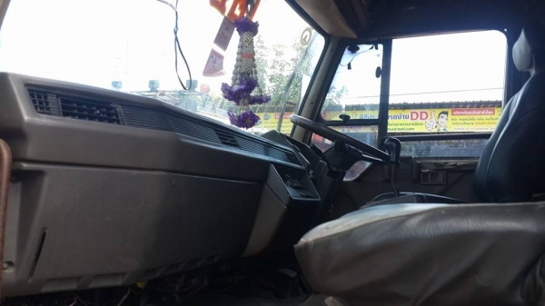 ขาย10ล้อ1เพลาร่องคอกเหล็กFUSO210 ปี44แชชซีสวยเครื่องดี พ.เพาเวอร์เบรคทิ๊ฟฟี่ระบบแอร์ ช่วงล่างใหญ่ ภายในครบ