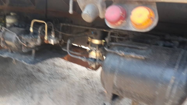 ขาย10ล้อ1เพลาร่องคอกเหล็กFUSO210 ปี44แชชซีสวยเครื่องดี พ.เพาเวอร์เบรคทิ๊ฟฟี่ระบบแอร์ ช่วงล่างใหญ่ ภายในครบ