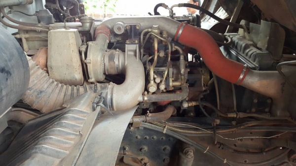 ขาย 10 ล้อดั้ม อู่สหกิจคอกเกษตร HINO MEGA 320 ปี 47 คัสซีสวยตลอดเส้น เครื่องเดิม เกียร์เดิม มีระบบลำโพงลากพ่วง ยางเต็ม แอร์เย็น ทะเบียนพร้อมโอน