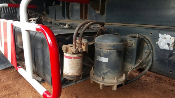 ขาย 10 ล้อดั้ม อู่สหกิจคอกเกษตร HINO MEGA 320 ปี 47 คัสซีสวยตลอดเส้น เครื่องเดิม เกียร์เดิม มีระบบลำโพงลากพ่วง ยางเต็ม แอร์เย็น ทะเบียนพร้อมโอน