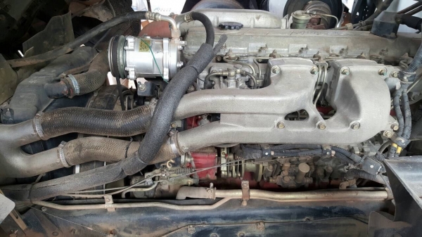 ขาย 10 ล้อดั้ม อู่สหกิจคอกเกษตร HINO MEGA 320 ปี 47 คัสซีสวยตลอดเส้น เครื่องเดิม เกียร์เดิม มีระบบลำโพงลากพ่วง ยางเต็ม แอร์เย็น ทะเบียนพร้อมโอน