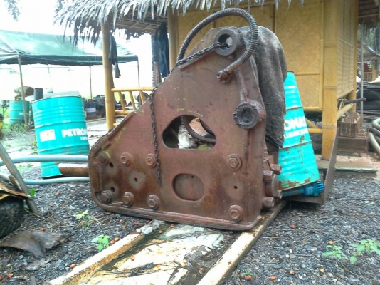 ขายรถแบคโฮ CAT 320C ญี่ปุ่น 17612 ชม.เอกสารอินวอย บุ้งกี๋พร้อมหัวกระแทก ราคา 2000000