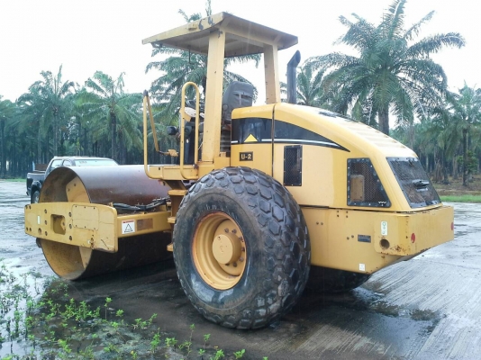 ขายรถบด CAT CS533E 2 เพลา เอกสารอินวอย ราคา 2000000