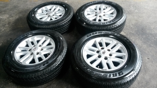 แม็กฟอร์จูนเนอร์ พร้อมยางบริดโตน265/65/17