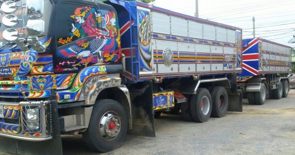 สิบล้อ อีซูซุ 360ปี56 แม่ลูก 3คาน ดั้มมีเนียม สภาพนางฟ้าสวยจัด พร้อมใช้งาน เล่มทะเบียนพร้อมโอน ราคา 2,850,000บ ต่อรอง