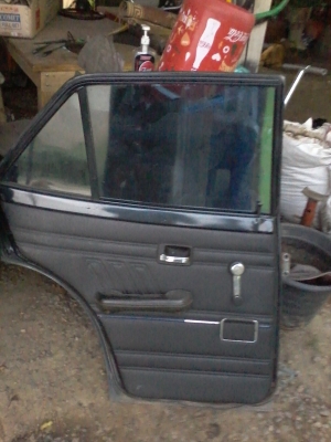 แยกขายประตูสี่บานกระโปรงหน้าหลังA72 ขายใหม่เผื่อมีคนต้องการ