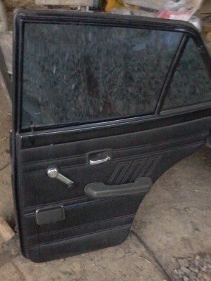 แยกขายประตูสี่บานกระโปรงหน้าหลังA72 ขายใหม่เผื่อมีคนต้องการ