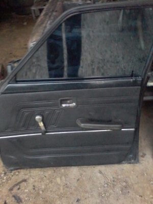 แยกขายประตูสี่บานกระโปรงหน้าหลังA72 ขายใหม่เผื่อมีคนต้องการ