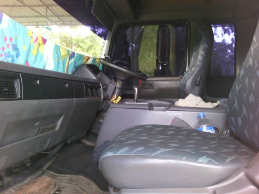 ขายครับ ราคา 795,000บ หกล้อ ฮีโน้ FD2JLAC 240 ดั้มเกษรต ยาว4.70ม สภาพดีสวยจัดบางเดิม แอร์หนาว เล่มทะเบียนพร้อมโอน ราคา 795,000บ ต่อรอง ครับ