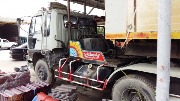 ขายด่วนครับ หัวลาก HINO 3M รถสวยครับ พร้อมใช้งาน เดิมๆ เอกสารพร้อมโอน