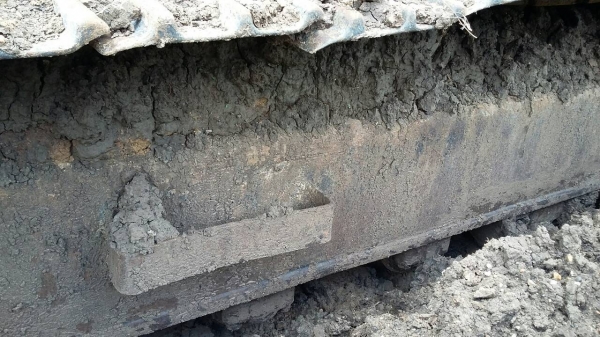 ขายรถแบคโฮ HITACHI  EX200-3ตามสภาพราคาถูกราคา 380,000 090-772-3710 090-772-3708